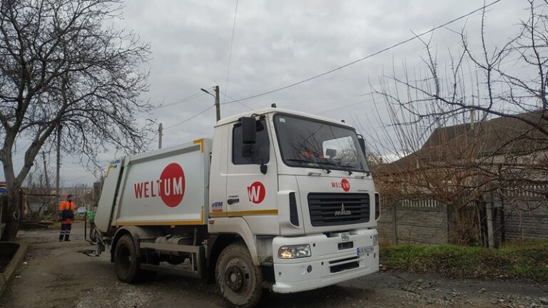 Мешканцям приватного сектору нагадали про культуру поводження з відходами